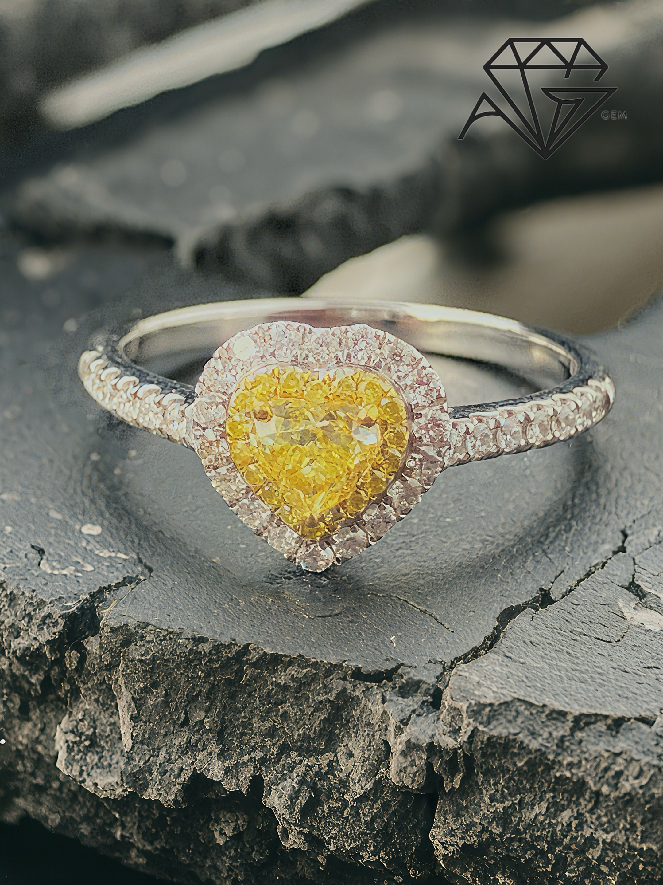 18K White Gold Heart-Shaped Diamond Ring â€“ 0.26 Carats