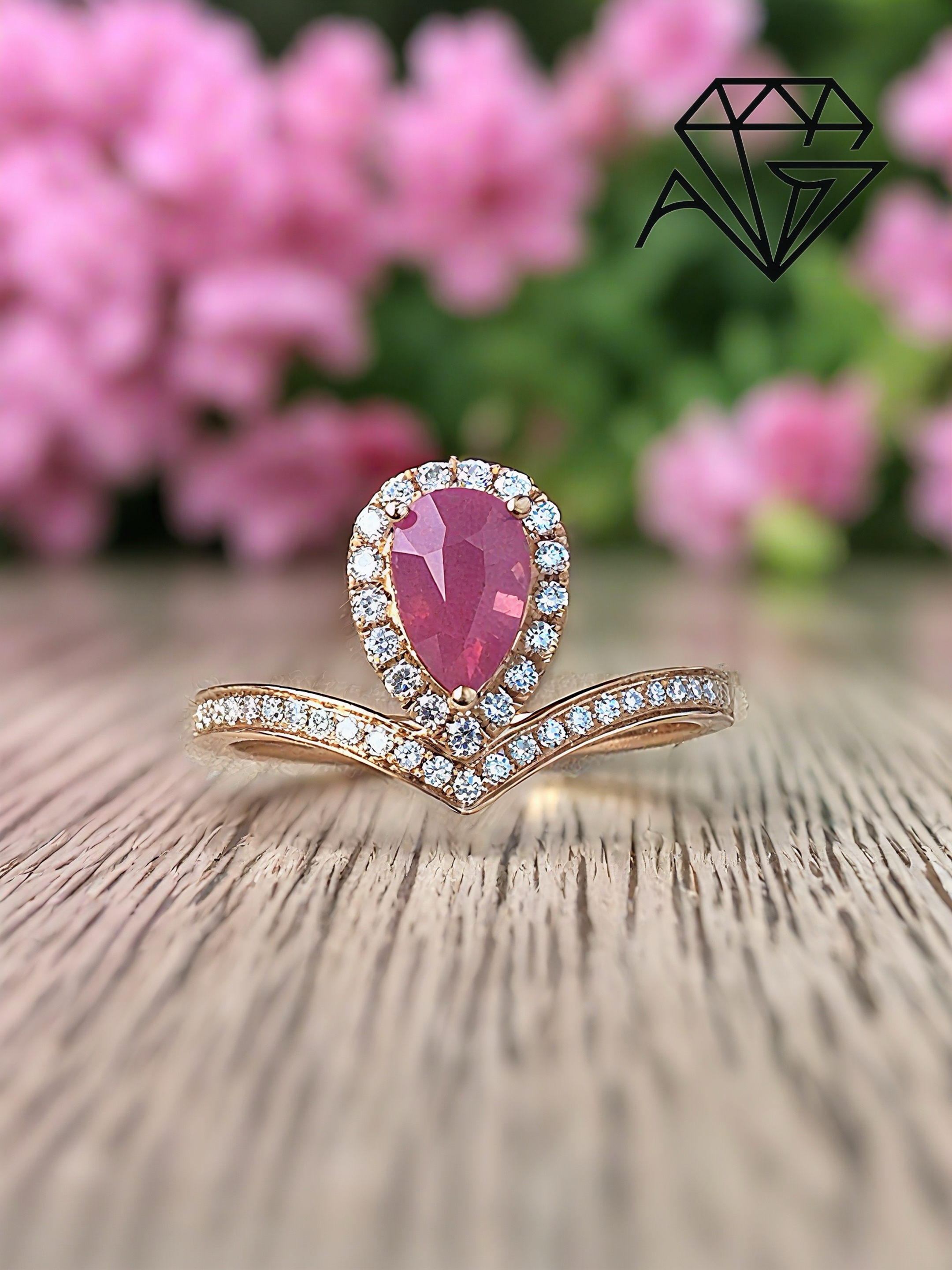 18K Rose Gold Pear-Shaped Spinel & Diamond Ring  0.86 Carats